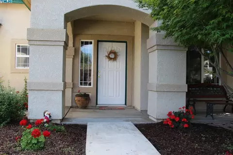4337 E Westcott Ave, Visalia, CA 93292 photo 4