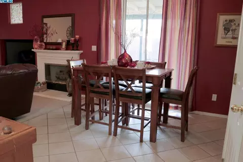 4337 E Westcott Ave, Visalia, CA 93292 photo 10
