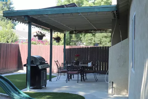 4337 E Westcott Ave, Visalia, CA 93292 photo 19