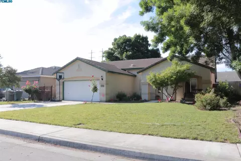 4337 E Westcott Ave, Visalia, CA 93292 photo 2