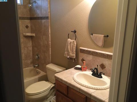 4101 E Cambridge Ave, Visalia, CA 93292 photo 12