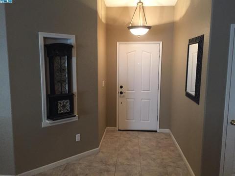 4101 E Cambridge Ave, Visalia, CA 93292 photo 6