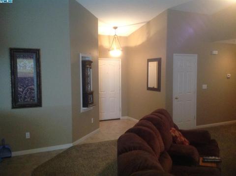 4101 E Cambridge Ave, Visalia, CA 93292 photo 5