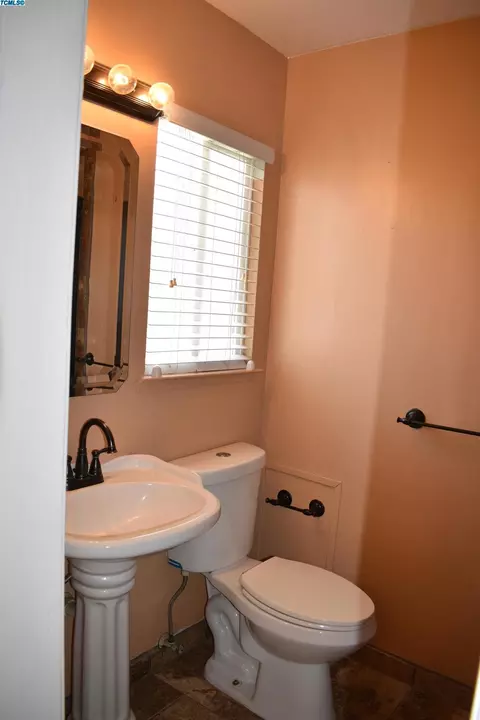 1700 Chase Ave, Corcoran, CA 93212 photo 9