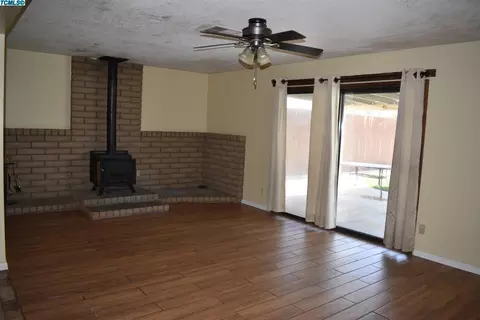 1700 Chase Ave, Corcoran, CA 93212 photo 5