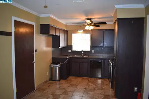 1700 Chase Ave, Corcoran, CA 93212 photo 3