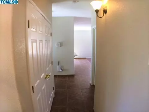 1179 W Vine St, Exeter, CA 93221 photo 7