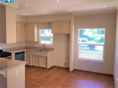1179 W Vine St, Exeter, CA 93221 photo 6