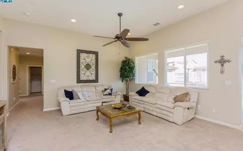 3637 Lincoln Ave, Clovis, CA 93619 photo 4