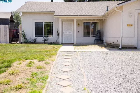 403 E Riverbend Ct, Visalia, CA 93291 photo 4