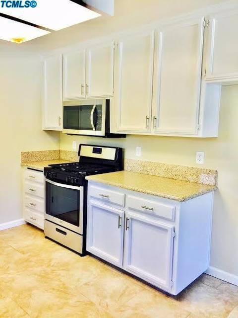 1048 Chester Ave, Corcoran, CA 93212 photo 3