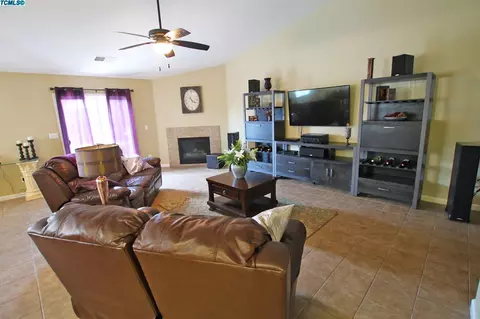 4303 E Oak Ave, Visalia, CA 93292 photo 28