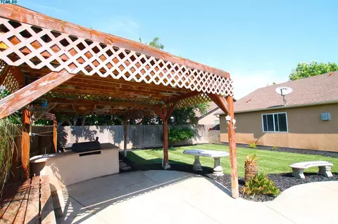 4303 E Oak Ave, Visalia, CA 93292 photo 44