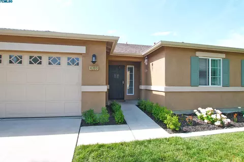 4303 E Oak Ave, Visalia, CA 93292 photo 4