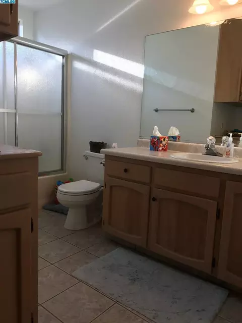 1418 E Prospect Ave, Visalia, CA 93292 photo 11