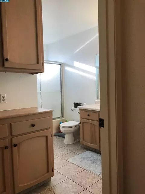 1418 E Prospect Ave, Visalia, CA 93292 photo 10