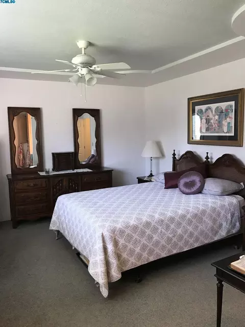 1418 E Prospect Ave, Visalia, CA 93292 photo 13