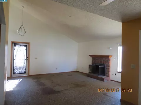 1431 E Ferguson Ct, Visalia, CA 93292 photo 6
