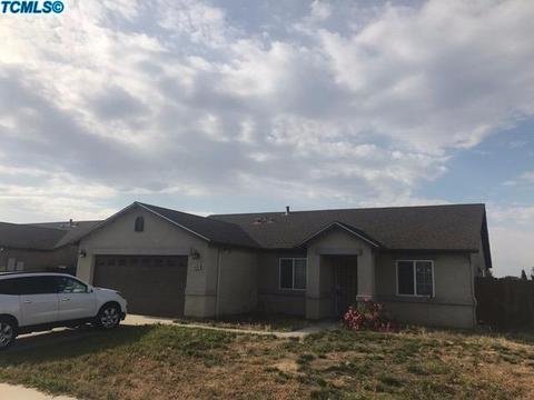 4430 E Oak Ave, Visalia, CA 93292 photo 1