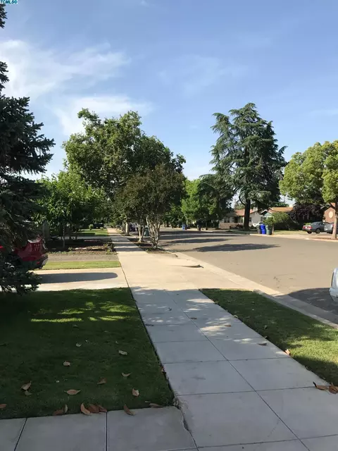 206 Dolores Ave, Exeter, CA 93221 photo 3