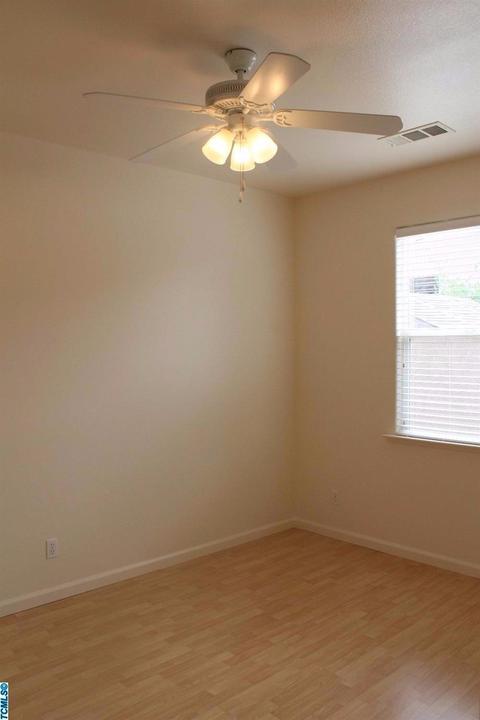 1232 E Copper Ct, Visalia, CA 93292 photo 18
