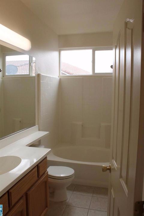 1232 E Copper Ct, Visalia, CA 93292 photo 17