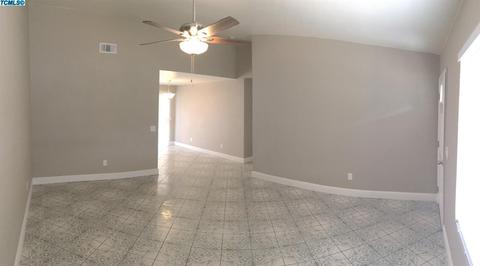 1976 Violet Ln, Dinuba, CA 93618 photo 3