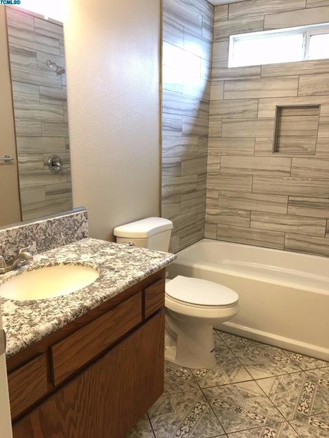 1976 Violet Ln, Dinuba, CA 93618 photo 18