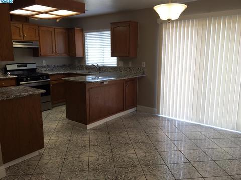 1976 Violet Ln, Dinuba, CA 93618 photo 8