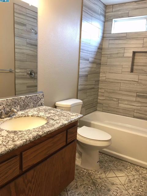 1976 Violet Ln, Dinuba, CA 93618 photo 17