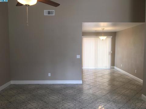 1976 Violet Ln, Dinuba, CA 93618 photo 6