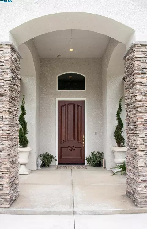 3421 E Cross Ave, Tulare, CA 93274 photo 8