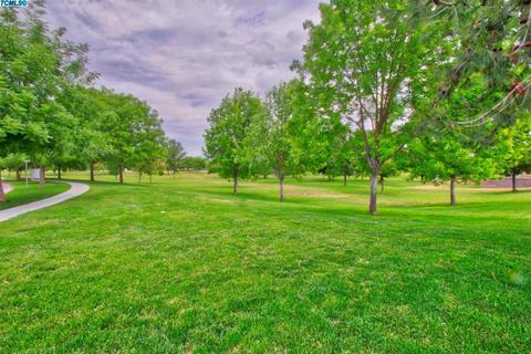 812 Park Place Dr, Exeter, CA 93221 photo 6
