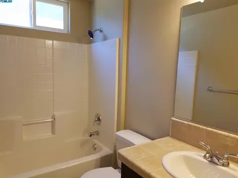 1322 Brightside, Tulare, CA 93274 photo 13