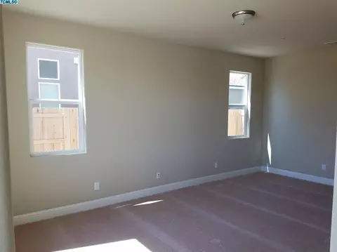 1322 Brightside, Tulare, CA 93274 photo 8