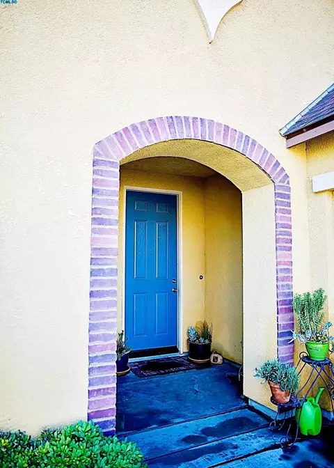 596 Cantera Ave, Lemoore, CA 93245 photo 4
