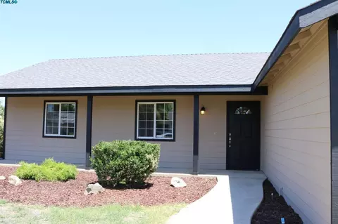 1457 Mary Ct, Exeter, CA 93221 photo 3