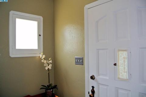 708 E Chestnut St, Exeter, CA 93221 photo 8