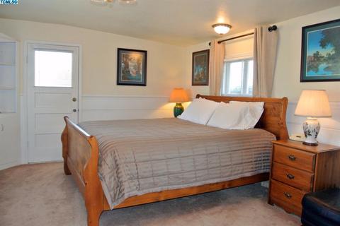 708 E Chestnut St, Exeter, CA 93221 photo 54
