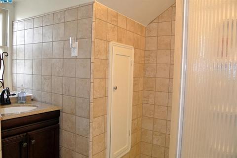 708 E Chestnut St, Exeter, CA 93221 photo 47