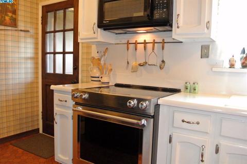 708 E Chestnut St, Exeter, CA 93221 photo 18
