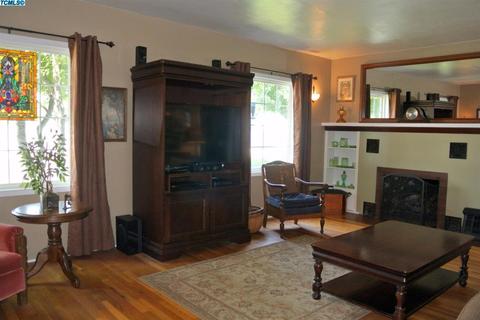 708 E Chestnut St, Exeter, CA 93221 photo 14