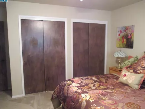 504 E Prosperity Ave, Tulare, CA 93274 photo 12