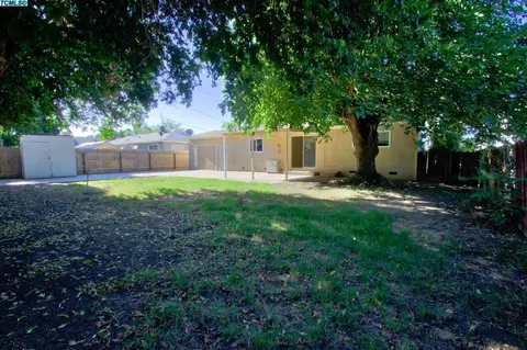 3100 E Meadow Ave, Visalia, CA 93292 photo 16