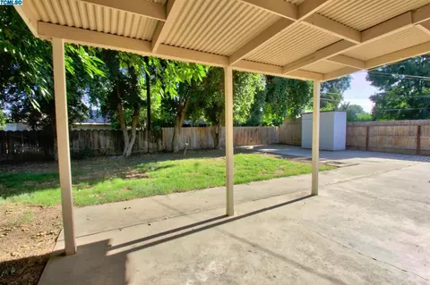 3100 E Meadow Ave, Visalia, CA 93292 photo 13