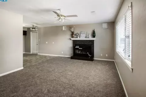 3100 E Meadow Ave, Visalia, CA 93292 photo 8