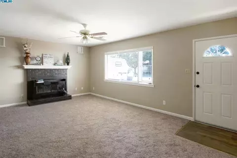 3100 E Meadow Ave, Visalia, CA 93292 photo 5