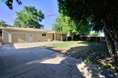 3100 E Meadow Ave, Visalia, CA 93292 photo 15