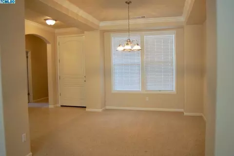 726 Oxford St, Exeter, CA 93221 photo 7