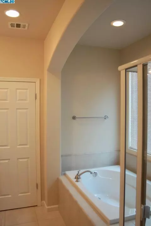 726 Oxford St, Exeter, CA 93221 photo 9